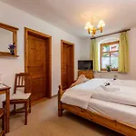 Hotel Landhotel Gut Wildberg Mit Badeteich Und Grossem Garten