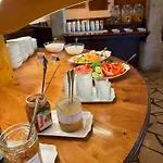 Landhotel Gut Wildberg Mit Badeteich Und Grossem Garten Hotel
