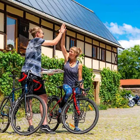 Gut Wildberg Mit Badeteich Und Grossem Garten Hotell 3*