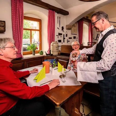 Gut Wildberg Mit Badeteich Hotell