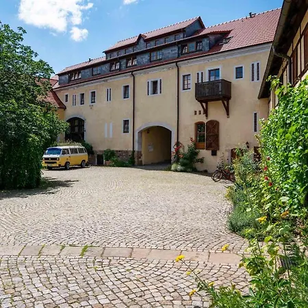 Gut Wildberg Mit Badeteich Hotel 3*