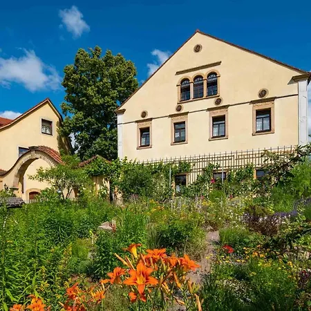 Gut Wildberg Mit Badeteich Und Grossem Garten 3* Meißen