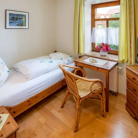 Gut Wildberg Mit Badeteich Und Grossem Garten 3* Meißen