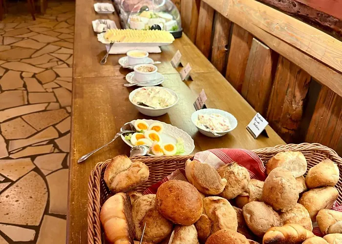 Hotel Landhotel Gut Wildberg Mit Badeteich Und Grossem Garten 3*