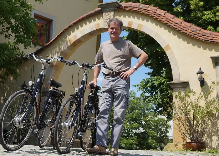 Landhotel Gut Wildberg Mit Badeteich Und Grossem Garten Hotel Meissen